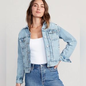 Old Navy Classic Jean Jacket // Distressed Light Wash